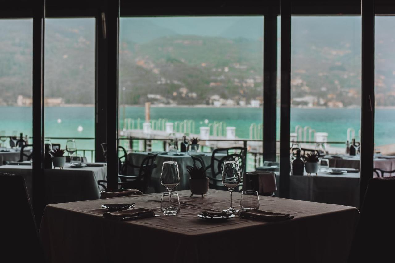 Bella & Restaurant With Private Dock For Mooring Boats Hotel 4*