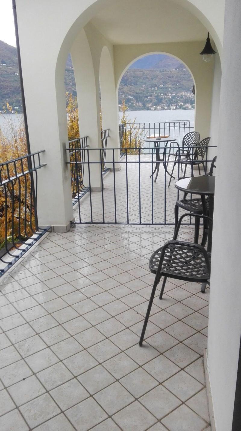 Hotel Bella & Restaurant With Private Dock For Mooring Boats San Felice del Benaco